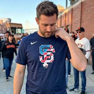 Nike San Francisco Giants T-Shirt Men Small Americana Logo MLB Baseball NWT